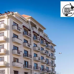 **** Hotel Fino & New Zealand